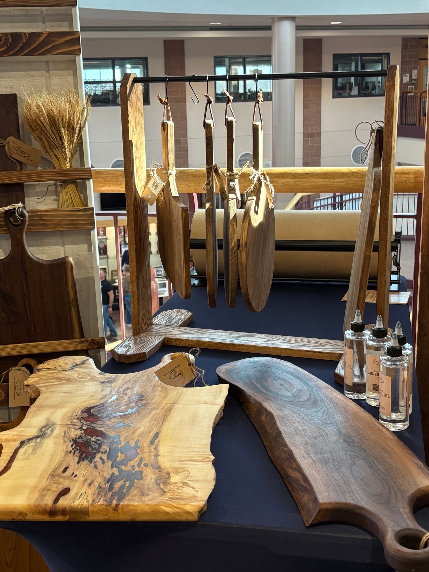 Grand Box Elder Red Board